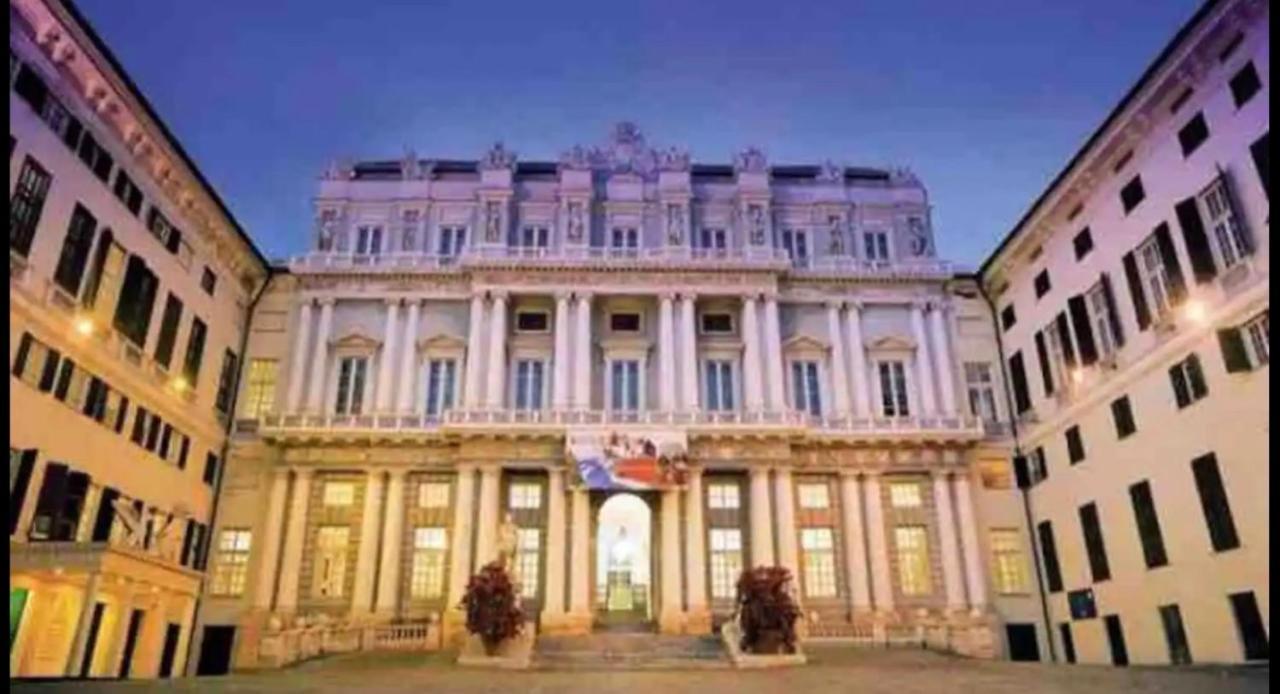 Amazing San Lorenzo 19, Rolli Palace Unesco - Stunning View Overlooking The Cathedral - Free Private Parking- Genoa Ngoại thất bức ảnh